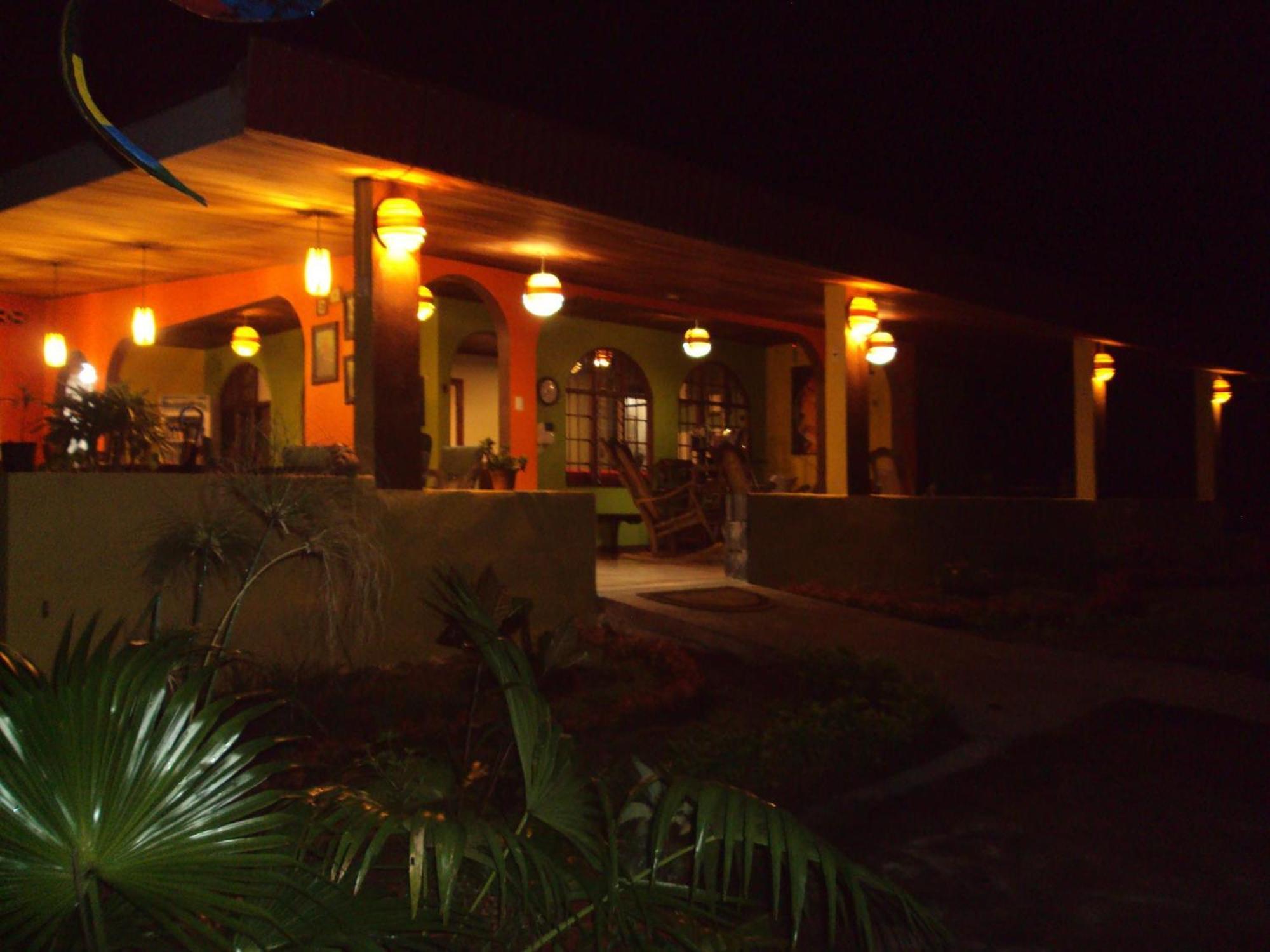 Aparthotel Villa Pacande & Rooms Pilas Kültér fotó