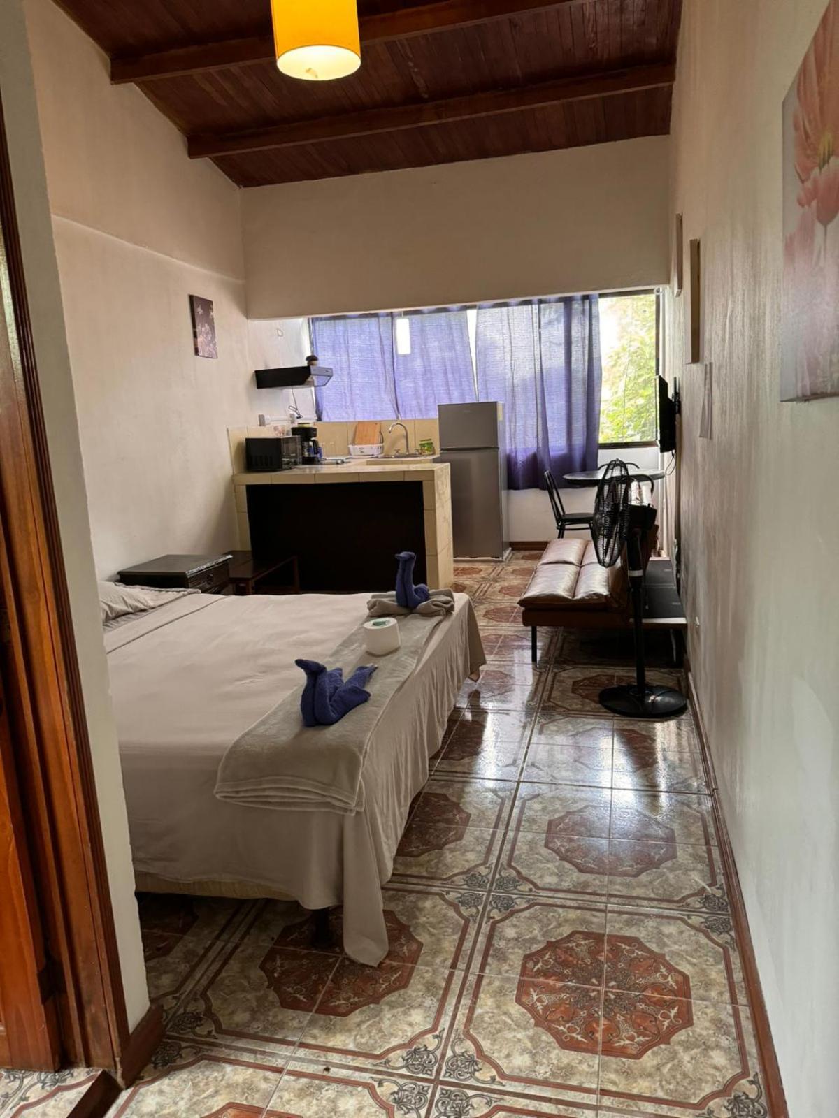 Aparthotel Villa Pacande & Rooms Pilas Szoba fotó