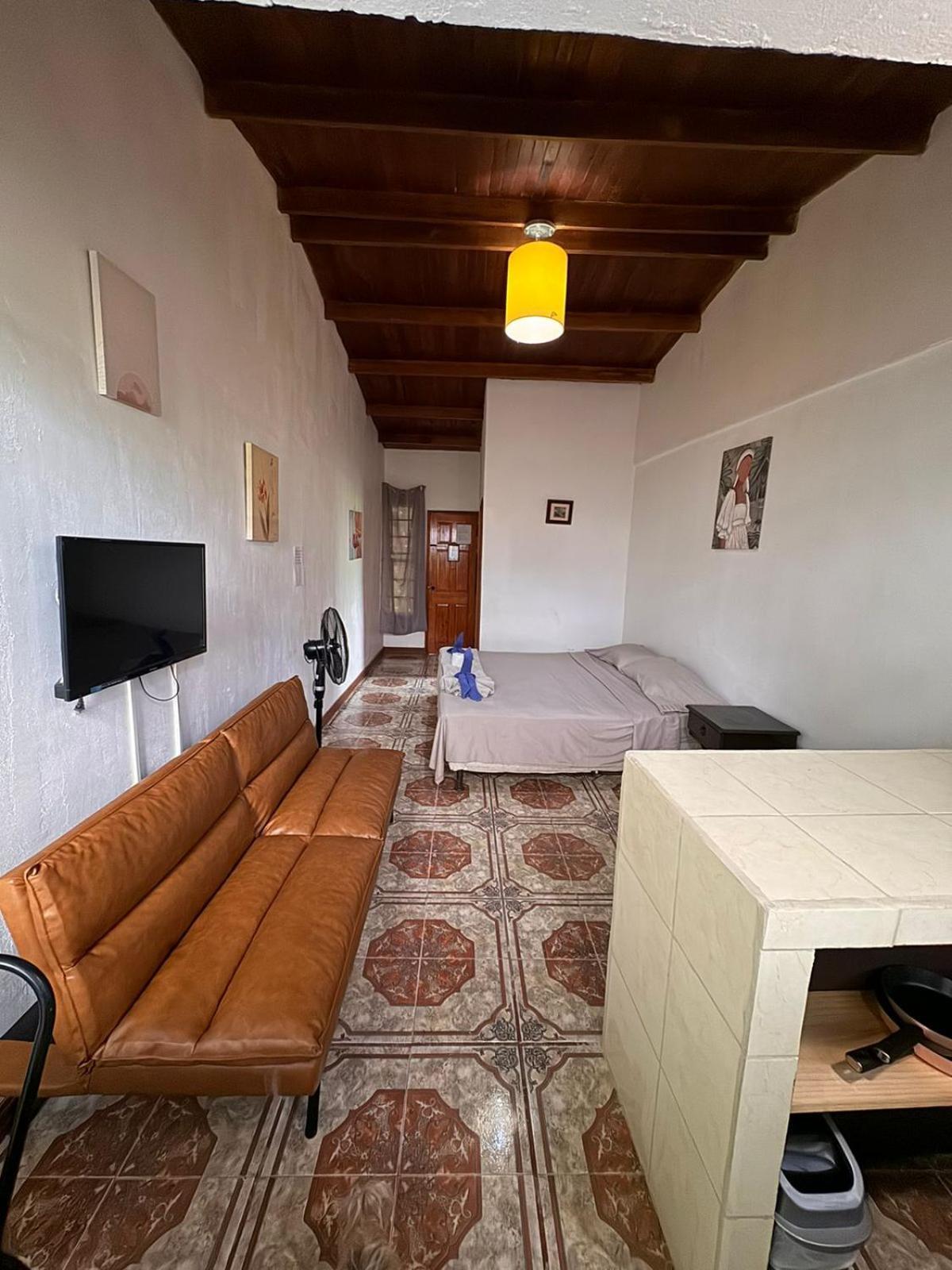 Aparthotel Villa Pacande & Rooms Pilas Szoba fotó