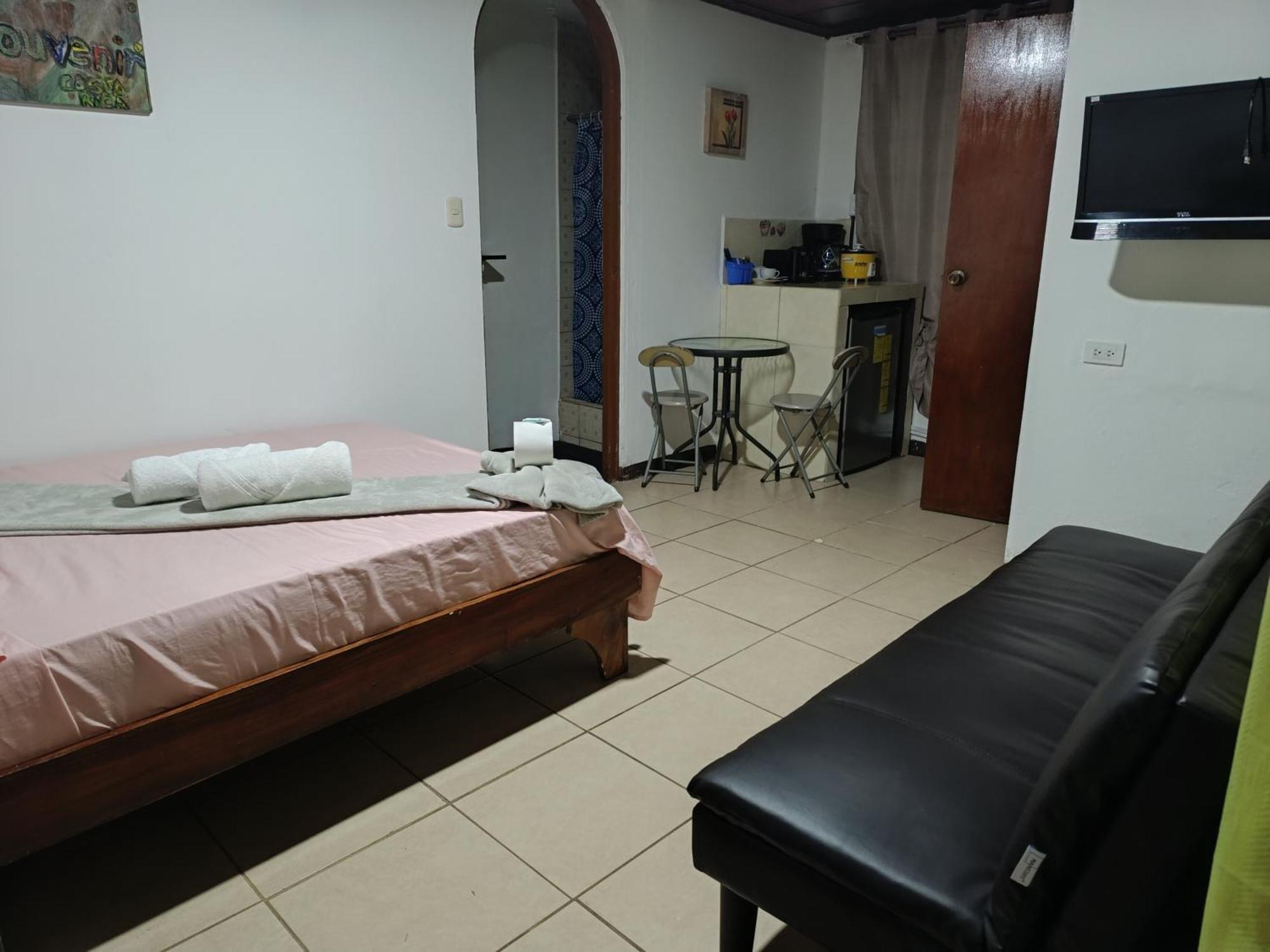 Aparthotel Villa Pacande & Rooms Pilas Szoba fotó