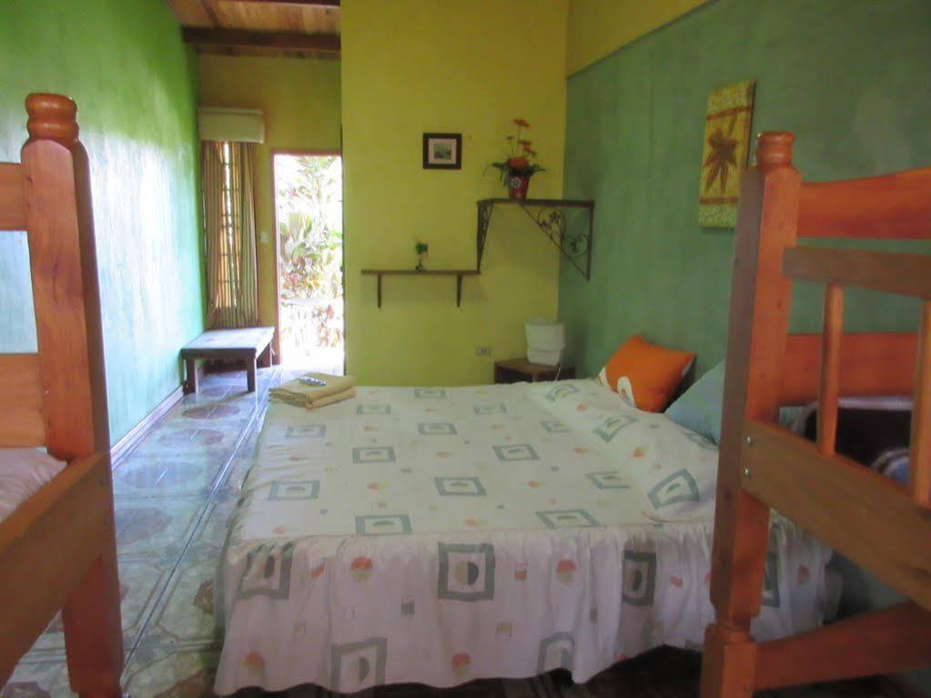 Aparthotel Villa Pacande & Rooms Pilas Kültér fotó